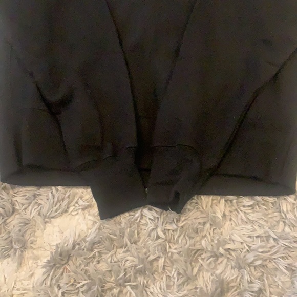 Champion - Picture 5 of 5